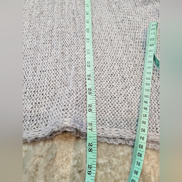 Romeo & Juliet Couture Gray Open Knit Sweater Women’s Size L Oversized Lightwt - Picture 8 of 8